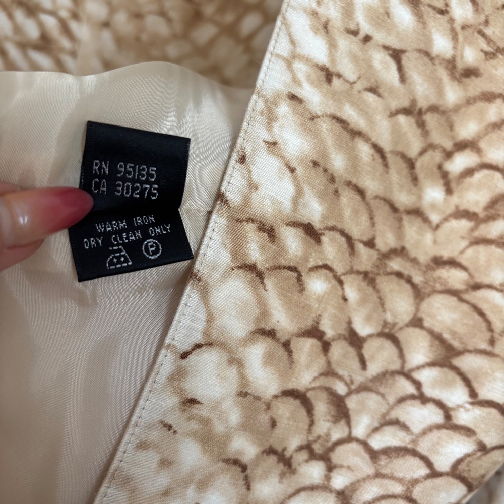 Lafayette 148 New York Gold Animal Print Linen Silk Blazer Size 10P Mob‎ Luxe - Picture 6 of 9